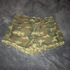 American Eagle Camo shorts